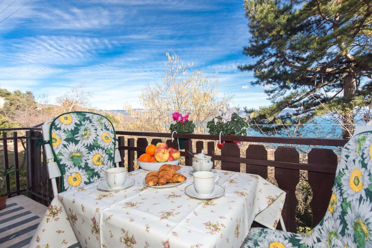 Comfy And Warm Ap With Balcony Surrounded With Beautiful Nature Ловран Экстерьер фото